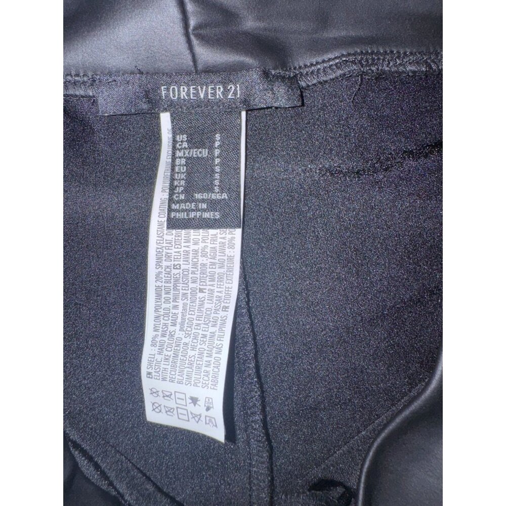 Forever 21 High-Waisted Black Faux Leather Leggings Size S - Picture 2 of 7